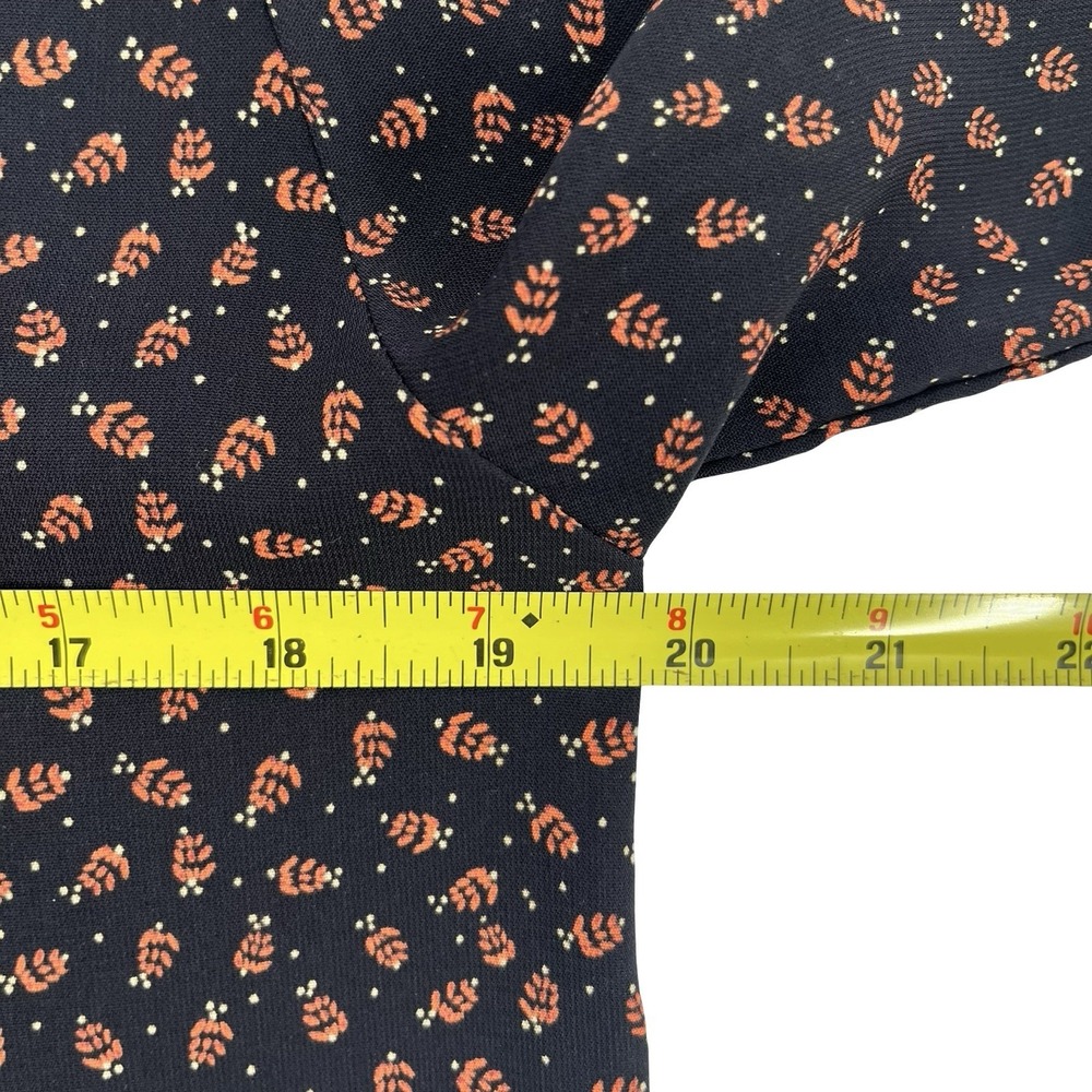 Le Lis Women's Blouse M Navy Orange Floral Tie Sleeve Made USA Boho Pullover Top - Picture 4 of 6